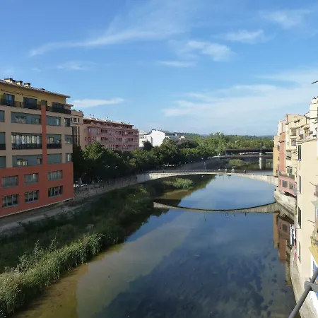Riverside A * Жирона